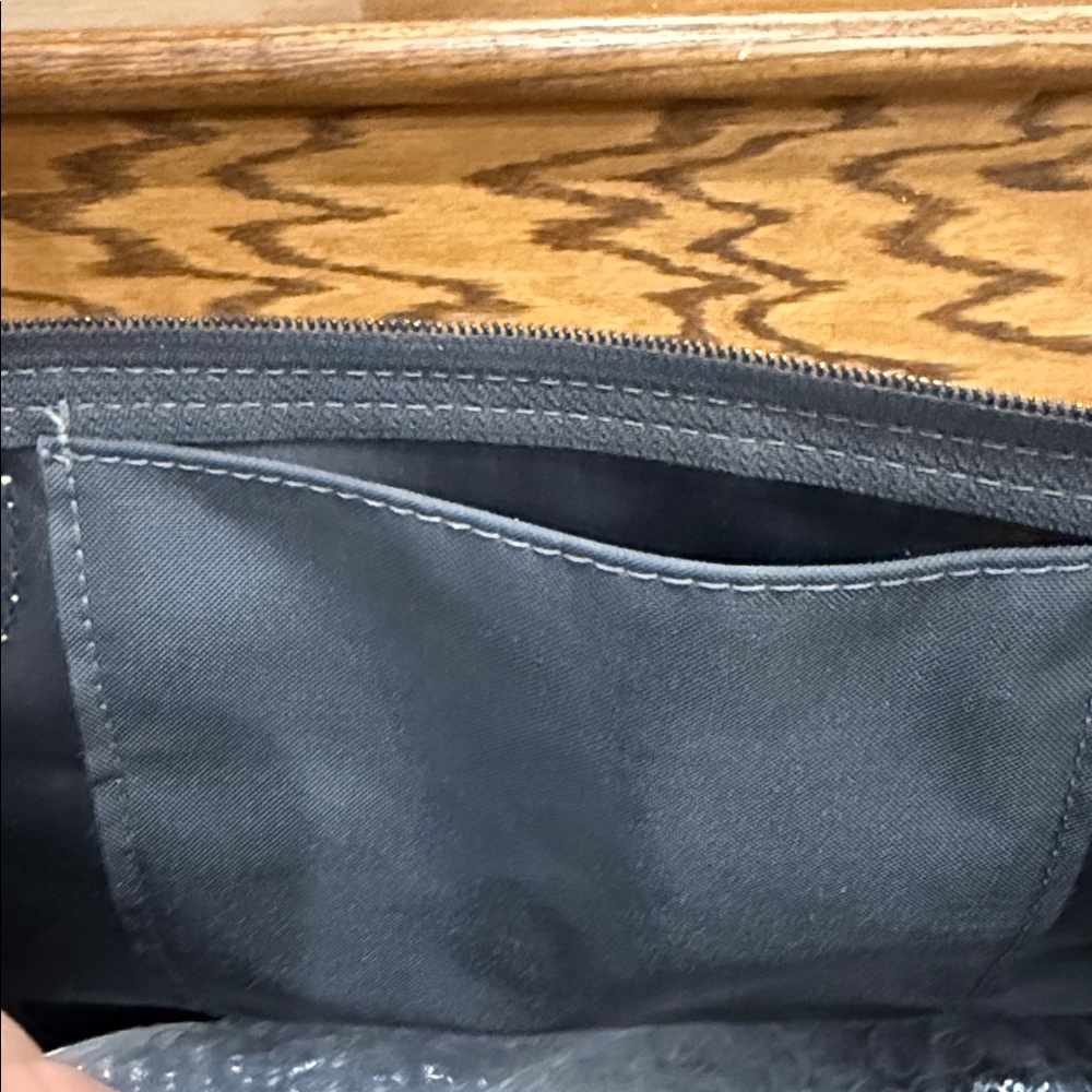 Longchamp Le Pliage Navy Tote - Picture 16 of 16